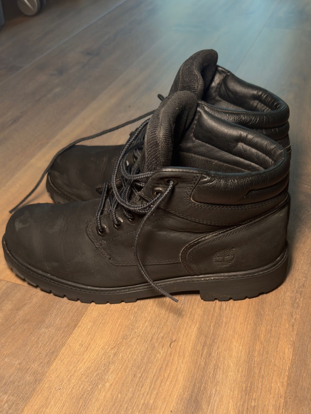 Black Timberland Leather Boots